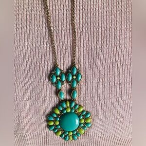 Banana Republic green statement necklace
